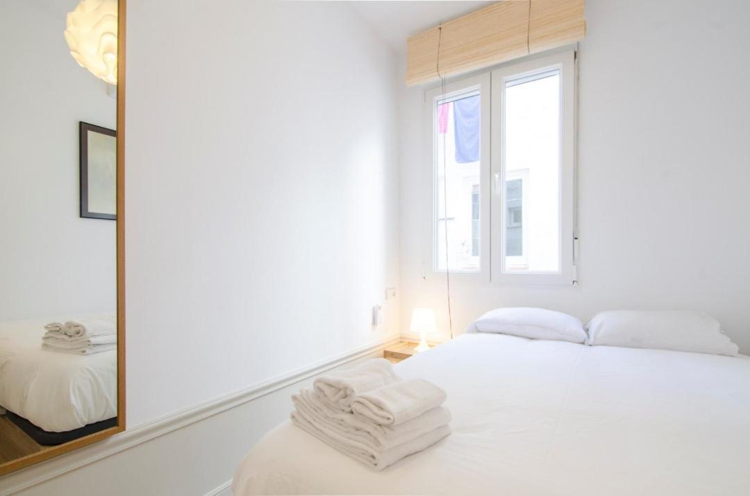 Valverde Apartment Madrid Eksteriør bilde