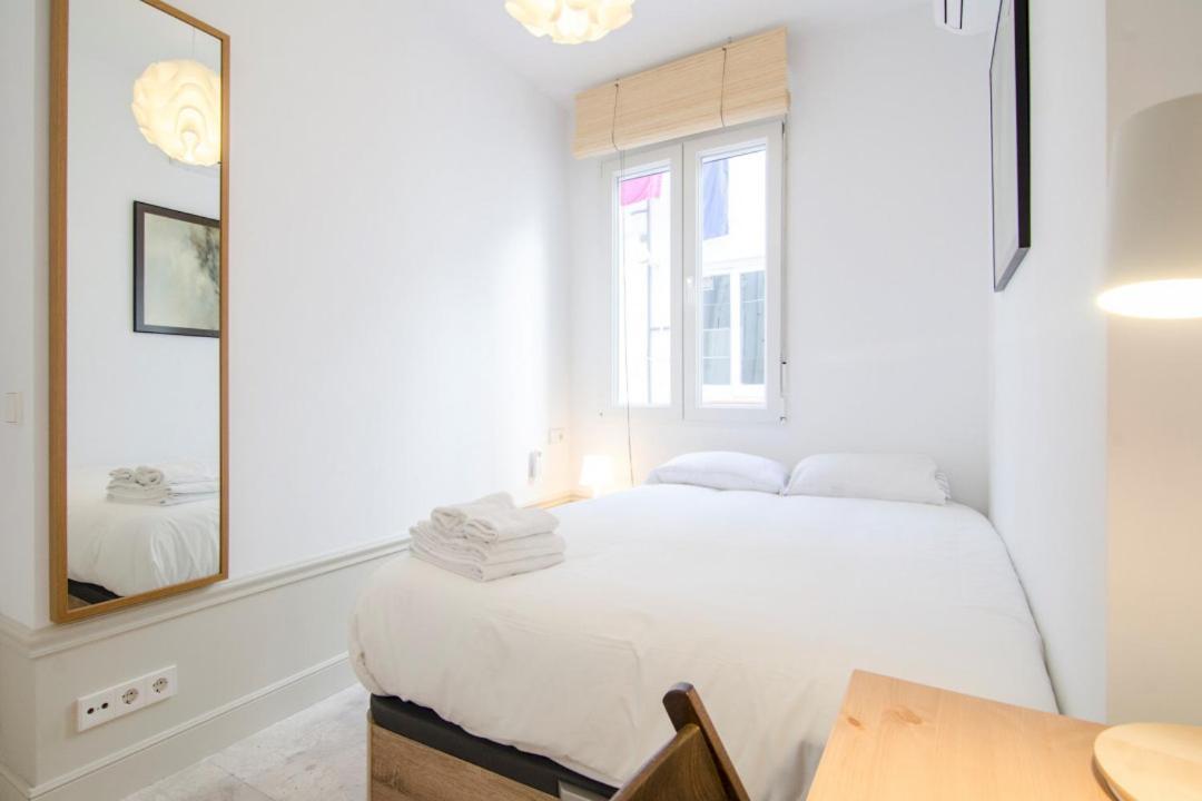Valverde Apartment Madrid Eksteriør bilde