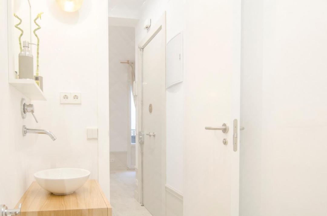Valverde Apartment Madrid Eksteriør bilde