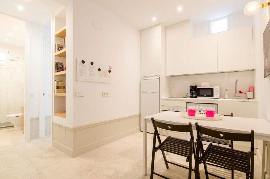 Valverde Apartment Madrid Eksteriør bilde