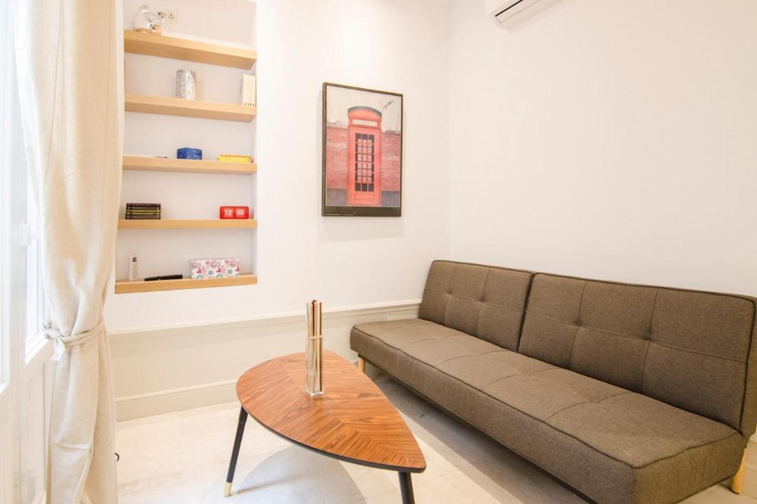 Valverde Apartment Madrid Eksteriør bilde